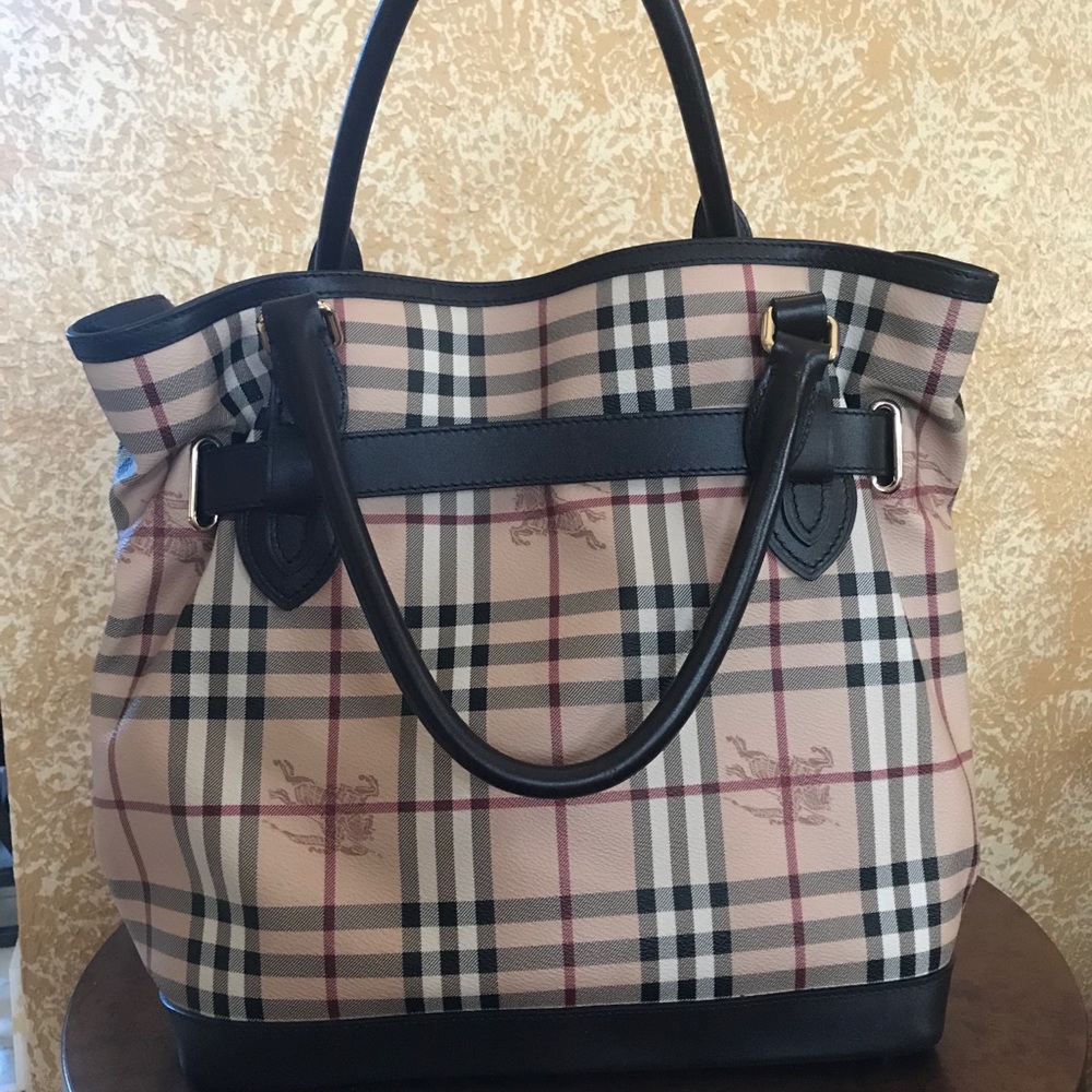 Burberry Printed Canvas Bag - Picture 2 of 9